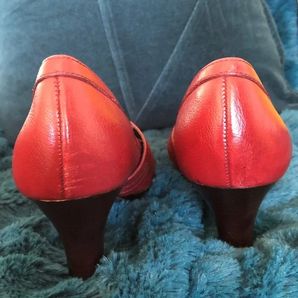 Aerosoles Red Leather Mary Janes, Sz 7.5 - Picture 7 of 15